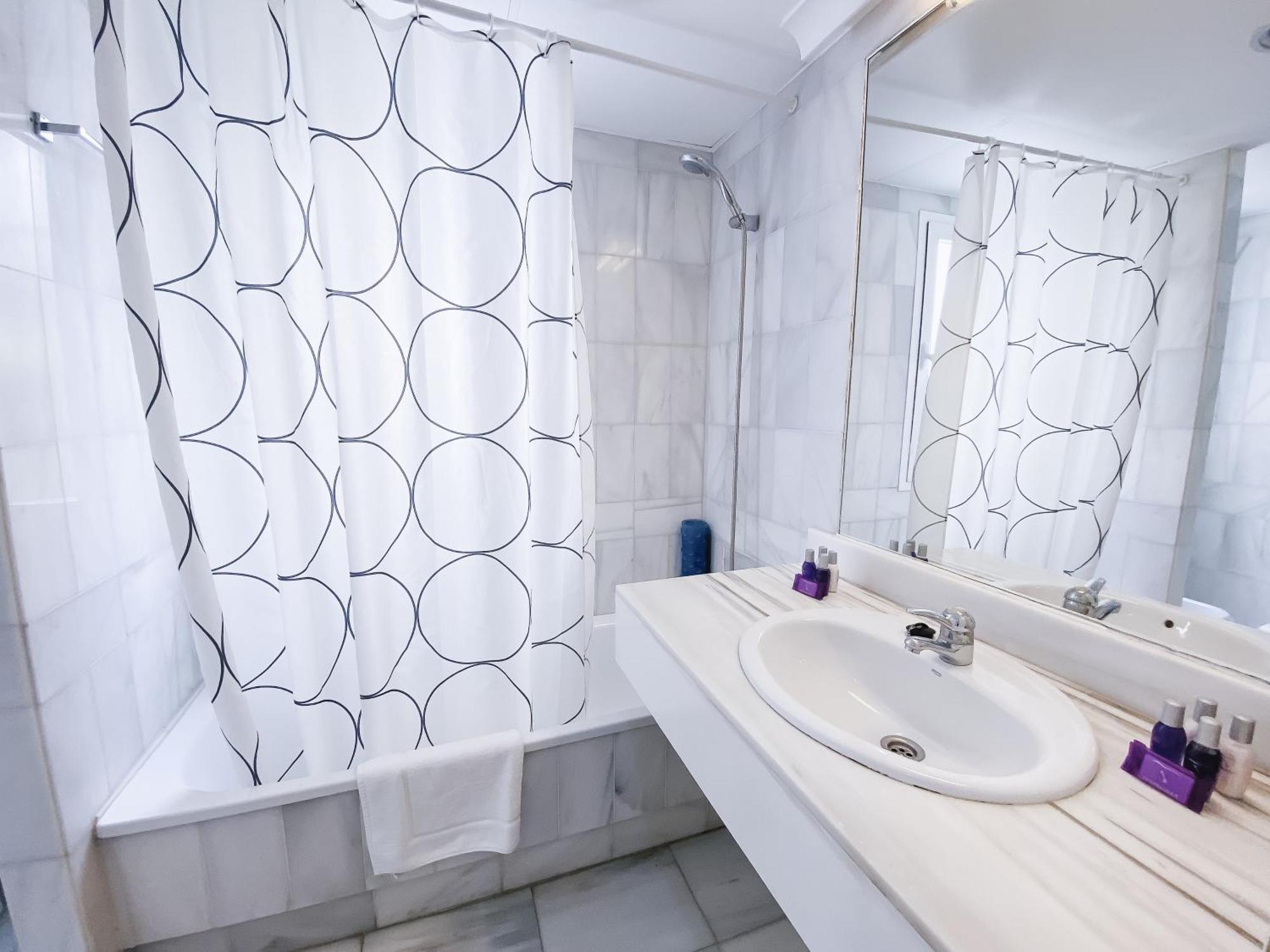 Y Casas Serinamar- Banús, Apartamento