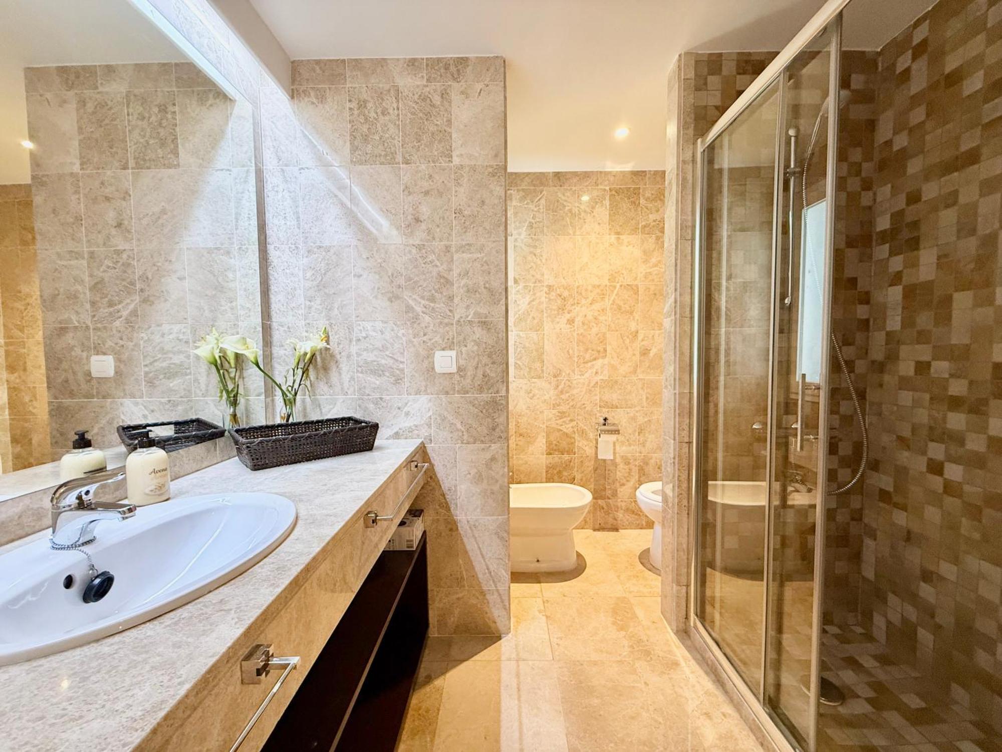 Apartamento Y Casas Serinamar- Banús, *