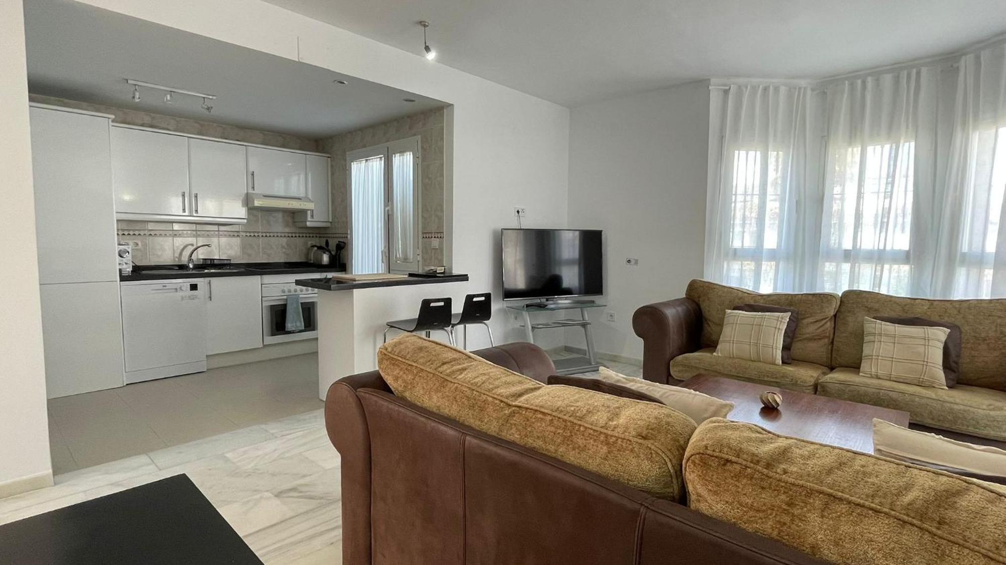 Y Casas Serinamar- Banús,